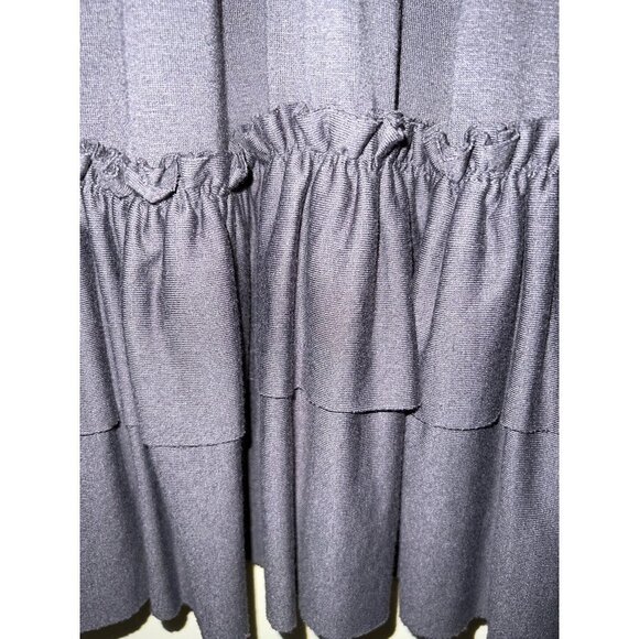 Zenana Outfitters Grey Double Ruffle Outfitters — NWOT -- MEDIUM - Picture 9 of 11